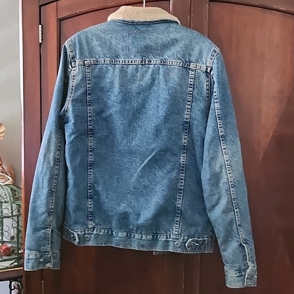 Zara Man Faux Sherpa Denim Trucker Jacket - Picture 2 of 7